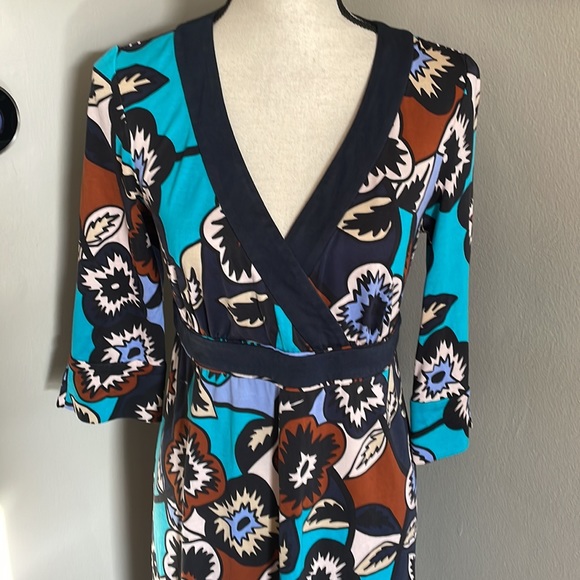 Diana von Furstenberg floral maternity dress - Picture 2 of 8